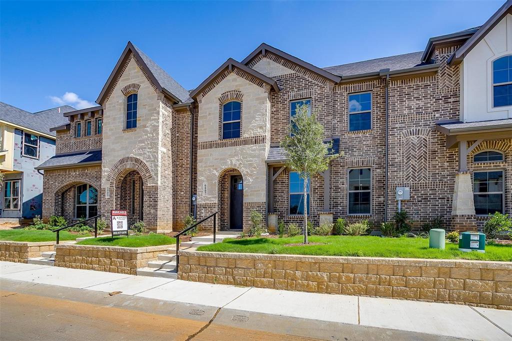 6914 Houndstooth Place Property Photo 3