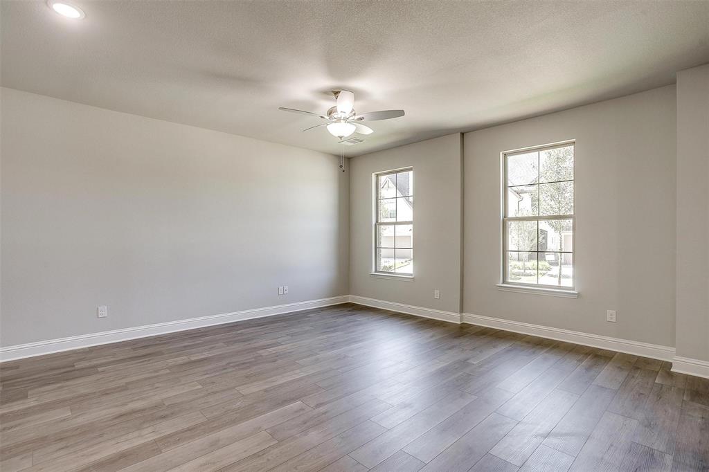 6914 Houndstooth Place Property Photo 9