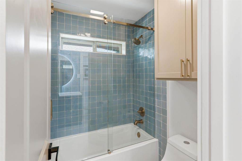 2319 Castle Rock Road Property Photo 12