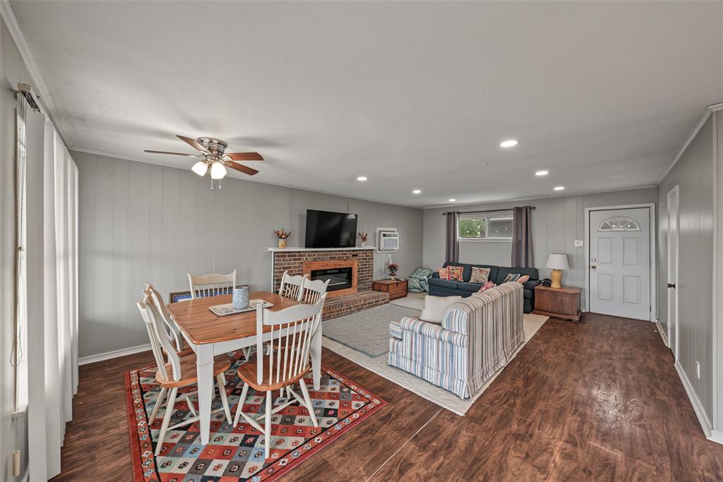 7656 Shoreline Drive Property Photo 10
