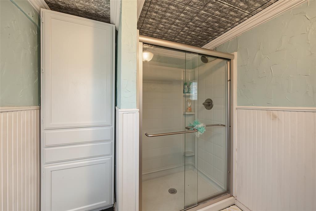 7656 Shoreline Drive Property Photo 14
