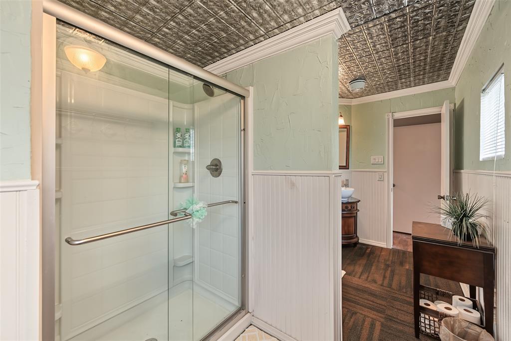 7656 Shoreline Drive Property Photo 15