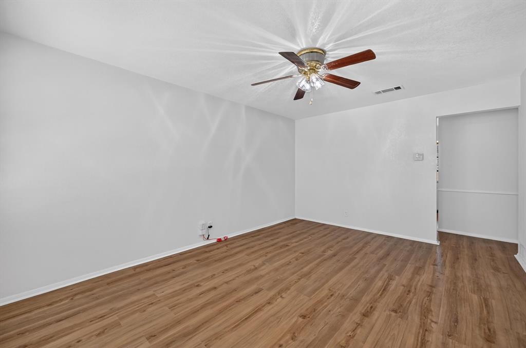 3433 Sheryl Drive Property Photo 3