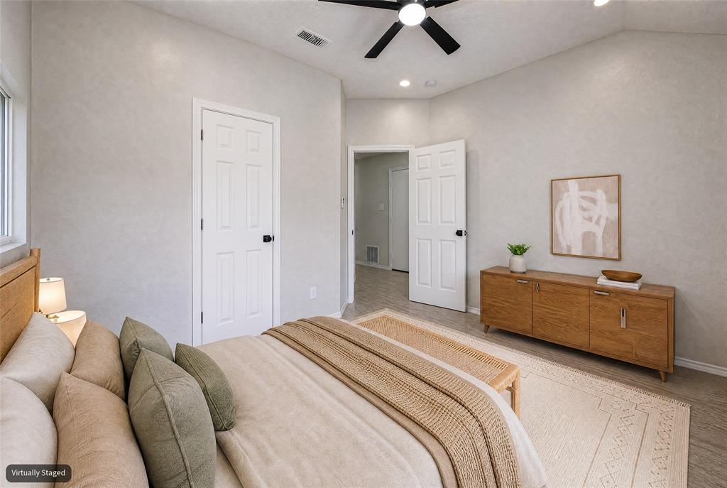 562 Continental Drive Property Photo 19
