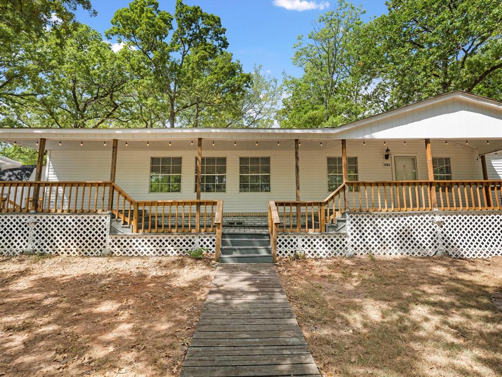 251 Knights Circle Property Photo 2