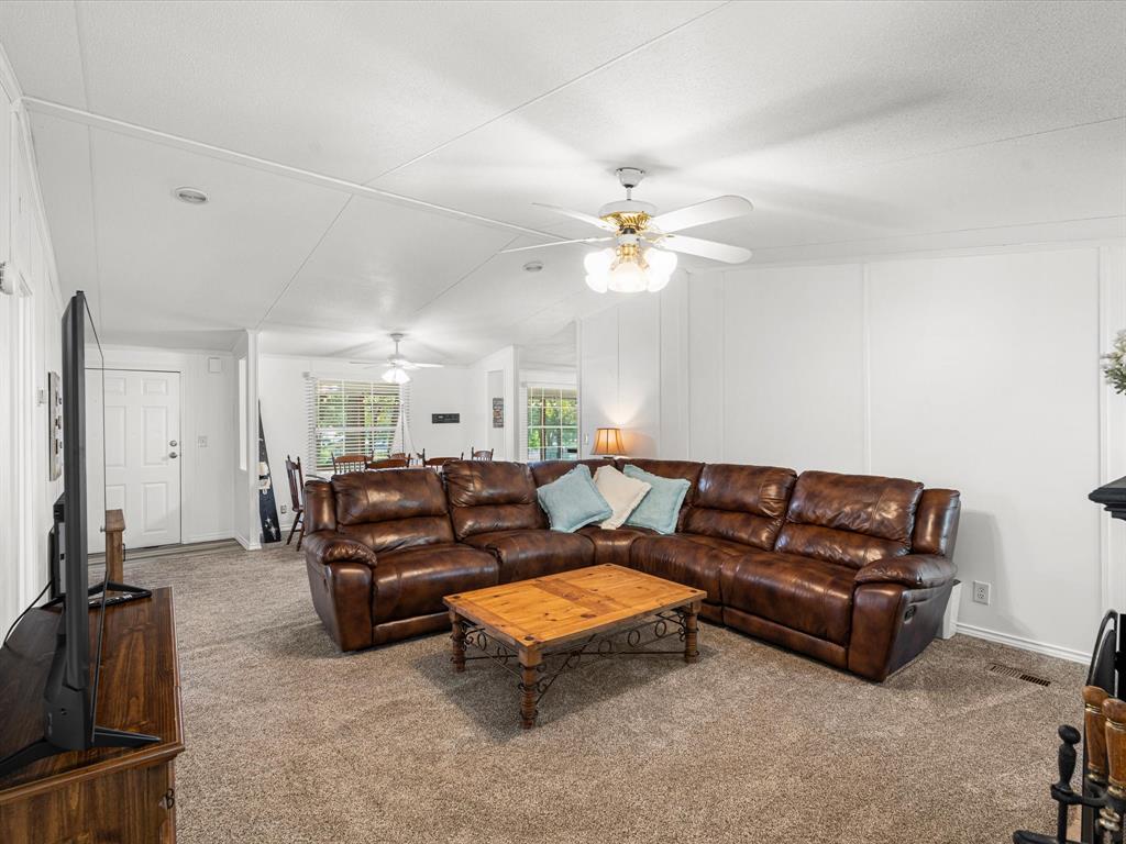 251 Knights Circle Property Photo 18