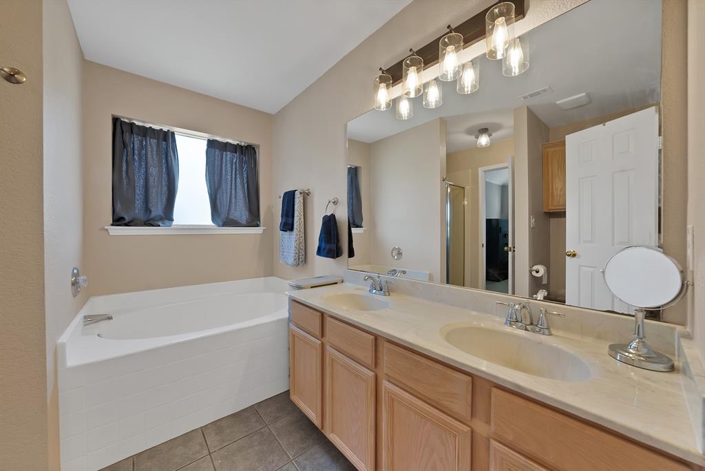 2209 Quail Ridge Drive Property Photo 10