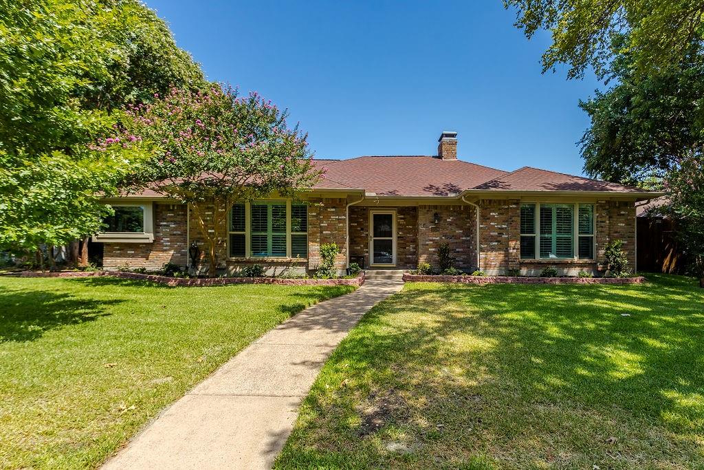 10139 Cherry Tree Drive Property Photo 1