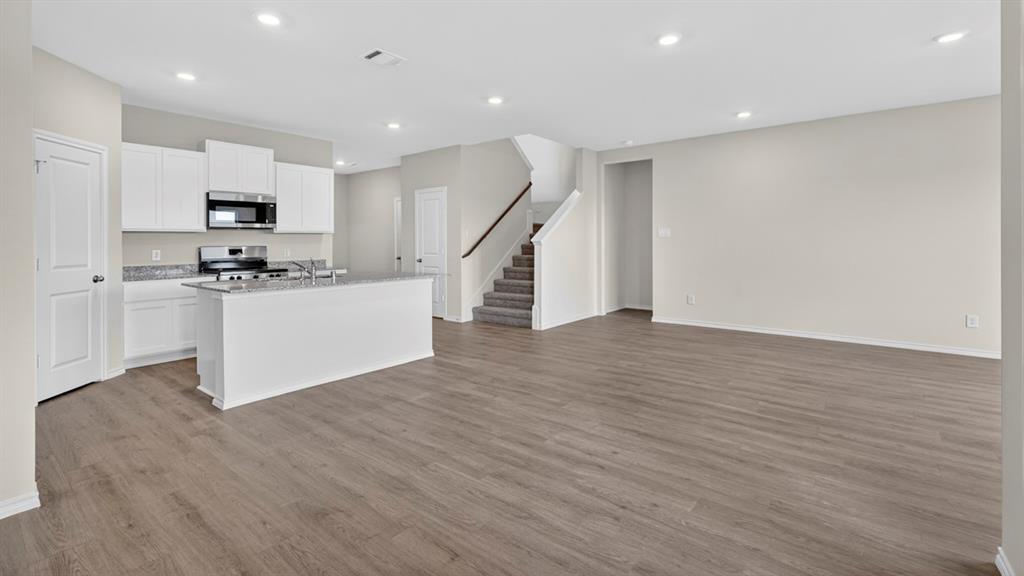 201 Brooks Street Property Photo 20