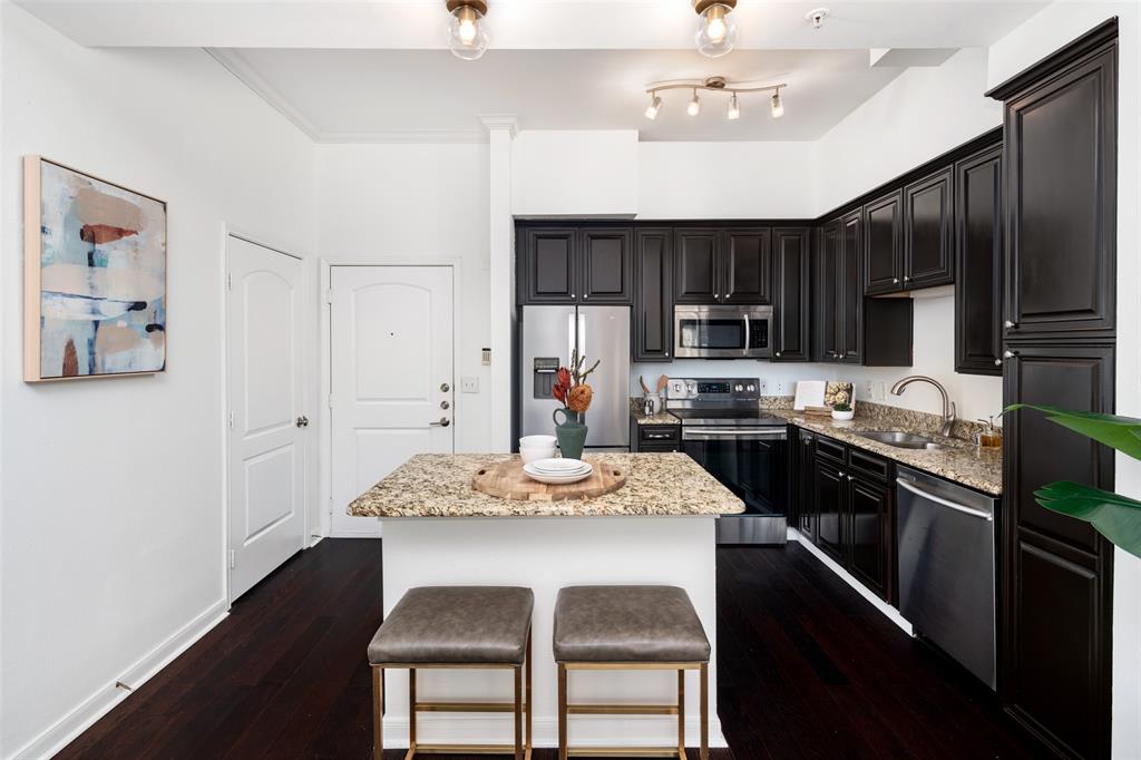 3225 Turtle Creek Boulevard 716 Property Photo 7