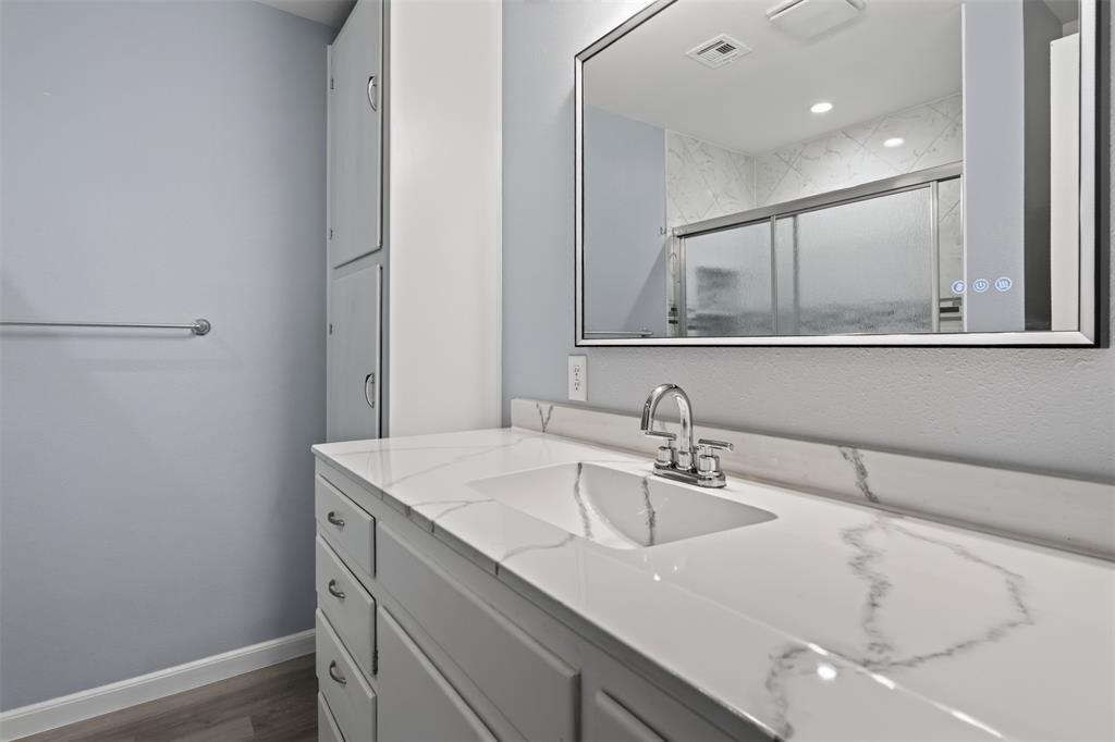 702 N Rita Street Property Photo 30