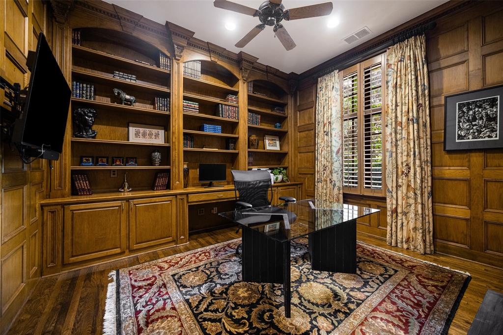 6607 Glendora Avenue Property Photo 10