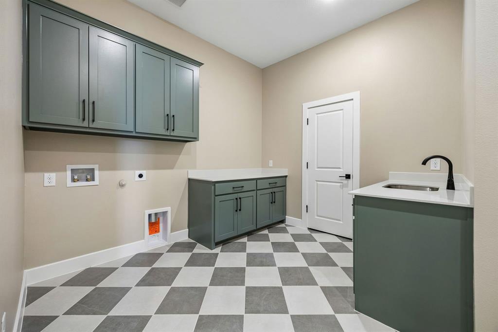 2800 Venetian Way Property Photo 33