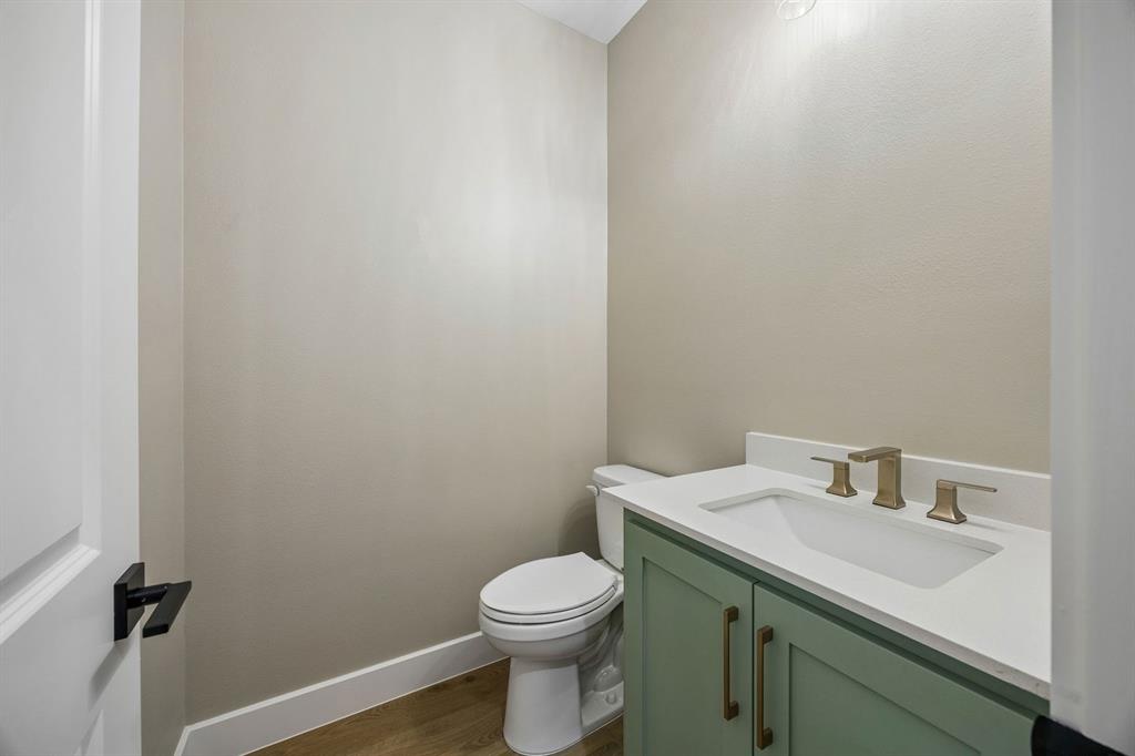 2800 Venetian Way Property Photo 36