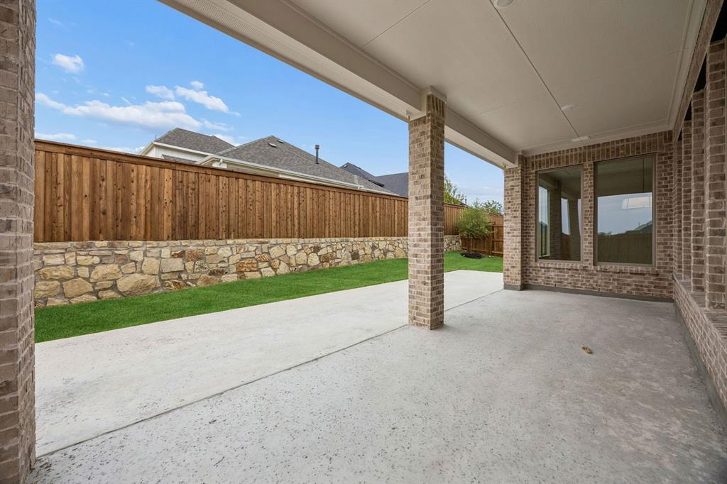 2800 Venetian Way Property Photo 37
