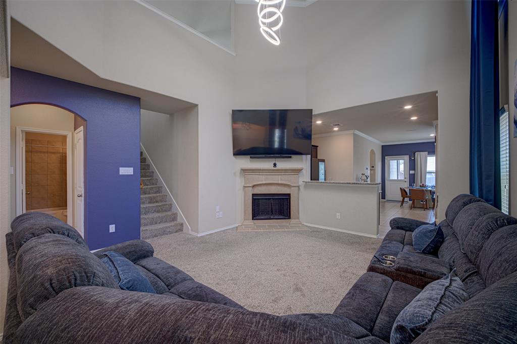 9220 Remington Drive Property Photo 6