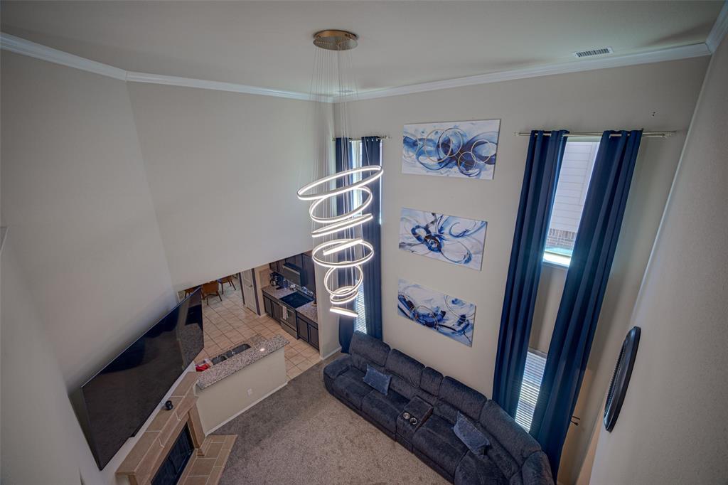 9220 Remington Drive Property Photo 8