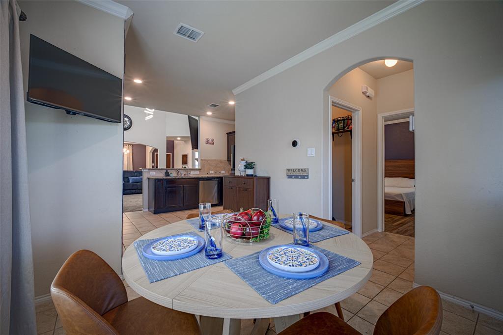 9220 Remington Drive Property Photo 15