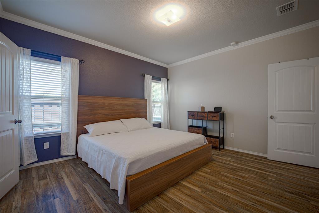 9220 Remington Drive Property Photo 18