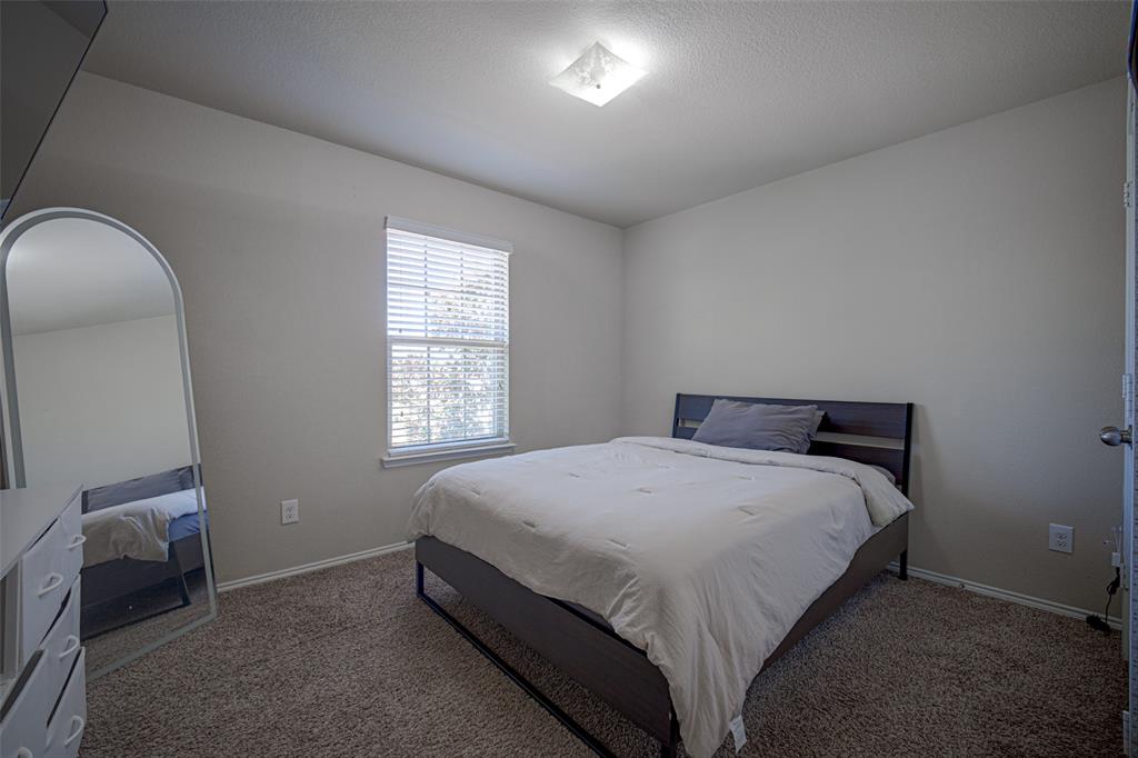 9220 Remington Drive Property Photo 24