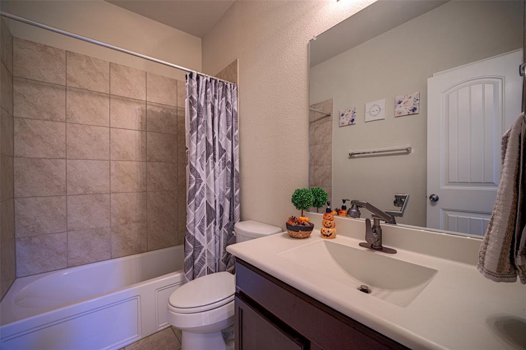 9220 Remington Drive Property Photo 28