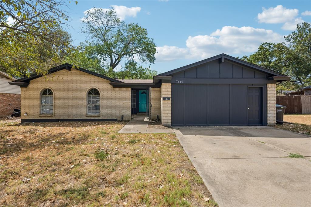 7440 Beckwood Drive Property Photo 1