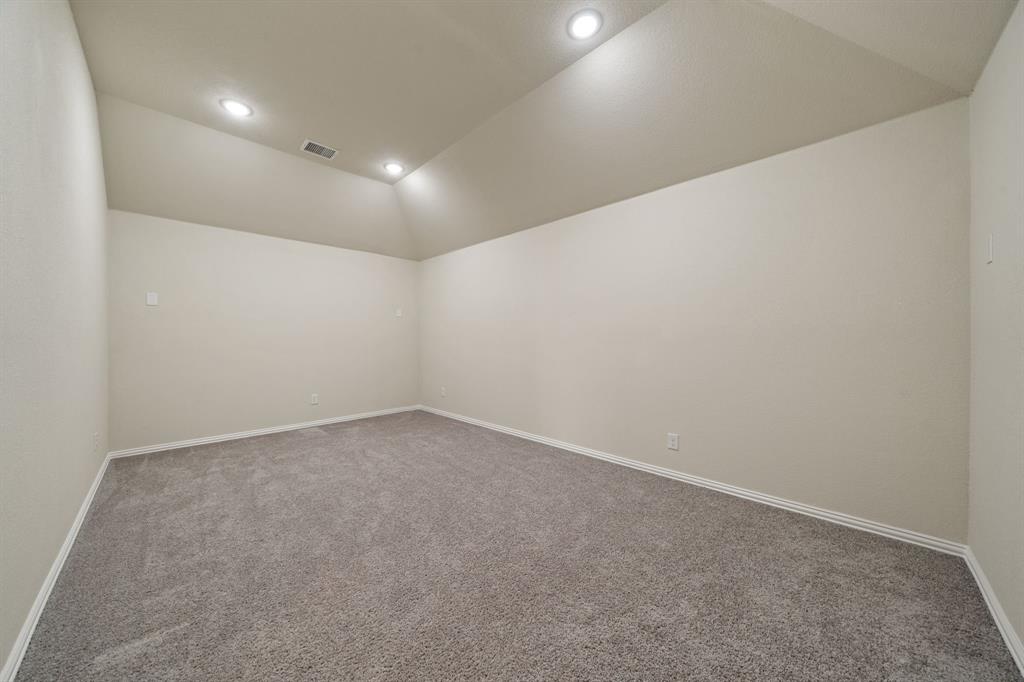 5101 Hertel Court Property Photo 36