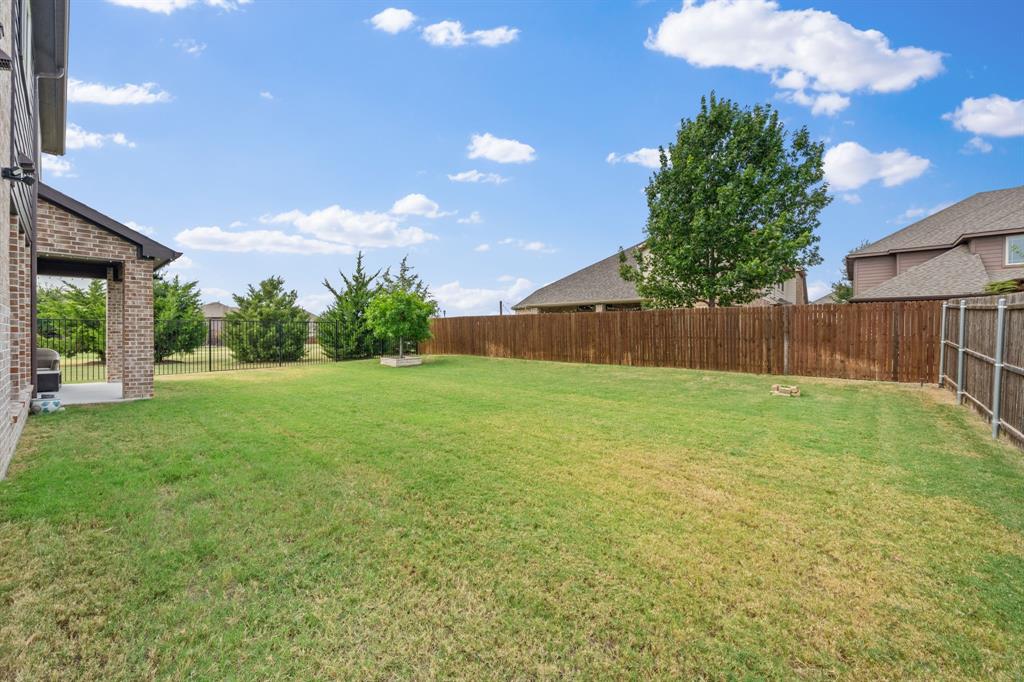 5101 Hertel Court Property Photo 39