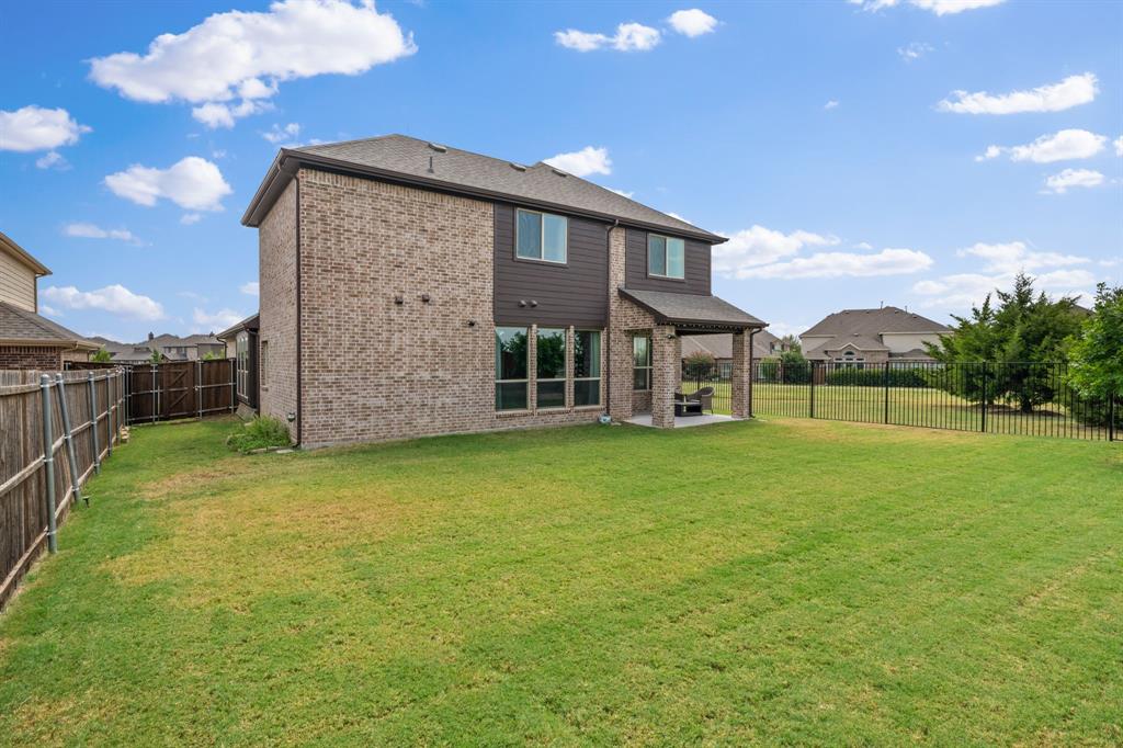5101 Hertel Court Property Photo 40