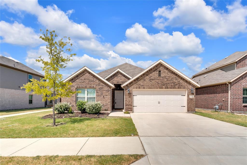 8913 Lantana Meadow Drive Property Photo 1