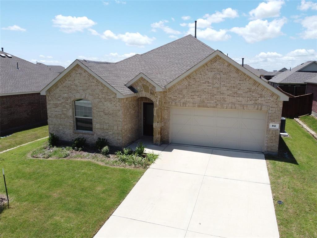 512 Chip Street Property Photo 1