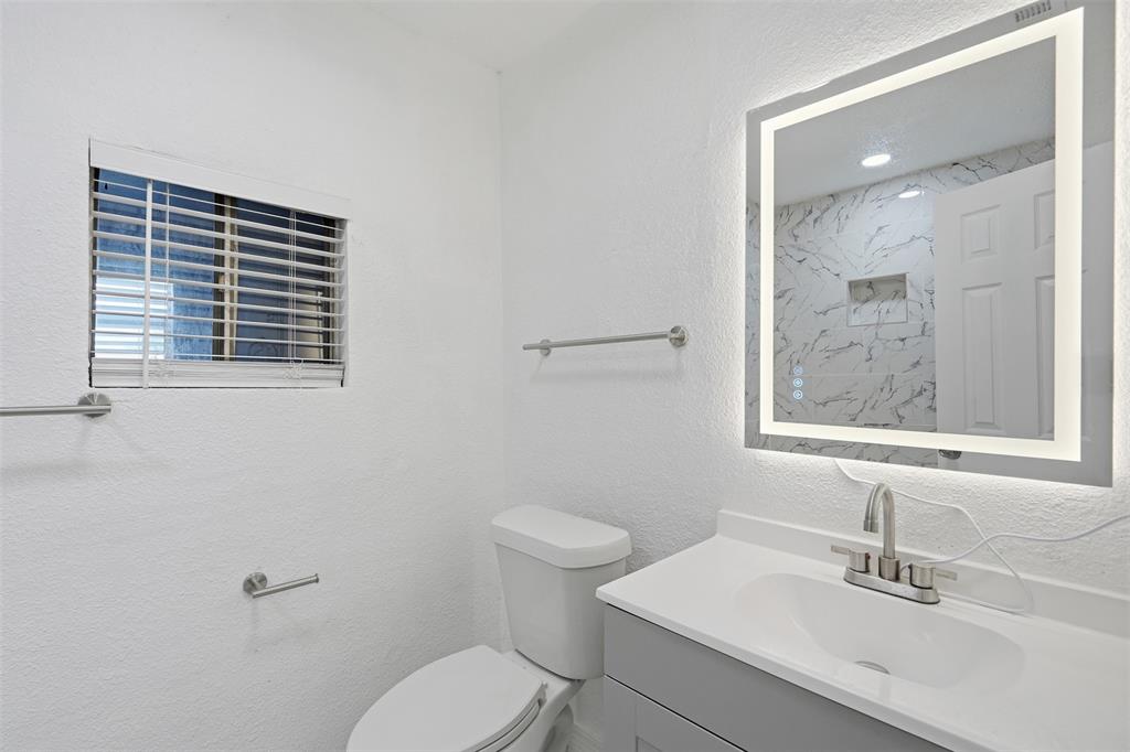 831 Kelso Drive Property Photo 12