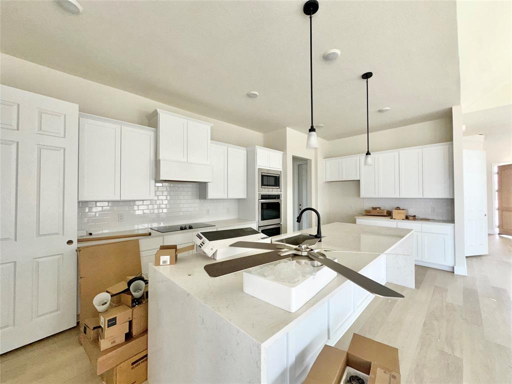 2112 Bankside Lane Property Photo 10