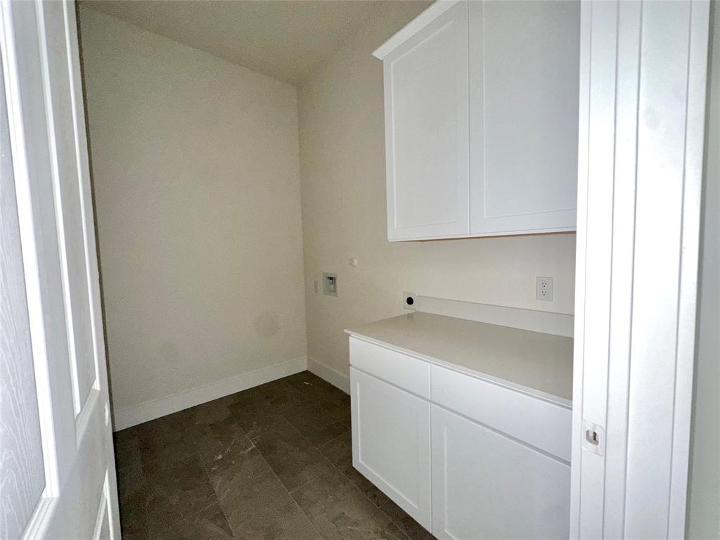 2112 Bankside Lane Property Photo 20