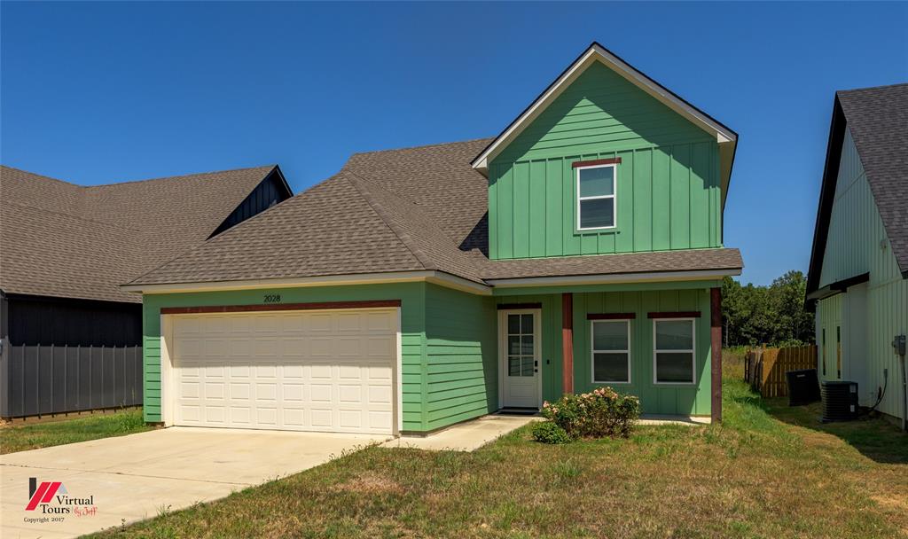 2028 Pine Hill Road Property Photo 2