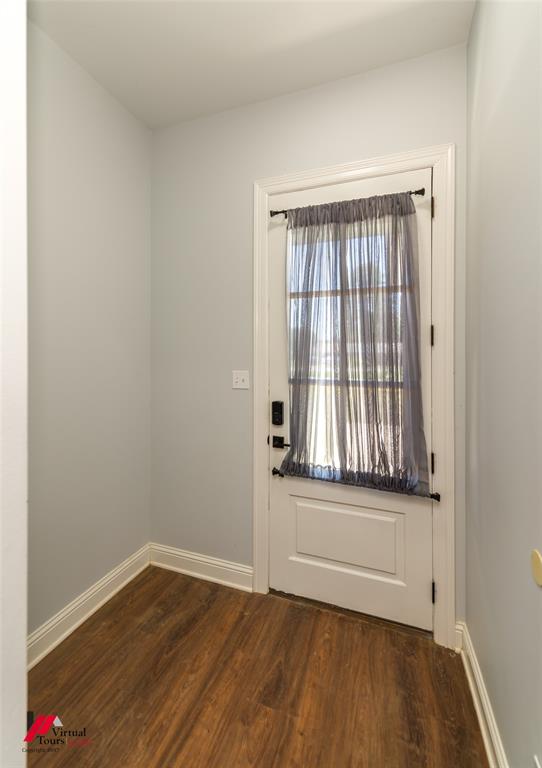 2028 Pine Hill Road Property Photo 6