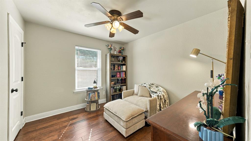 508 E Oak Street Property Photo 29