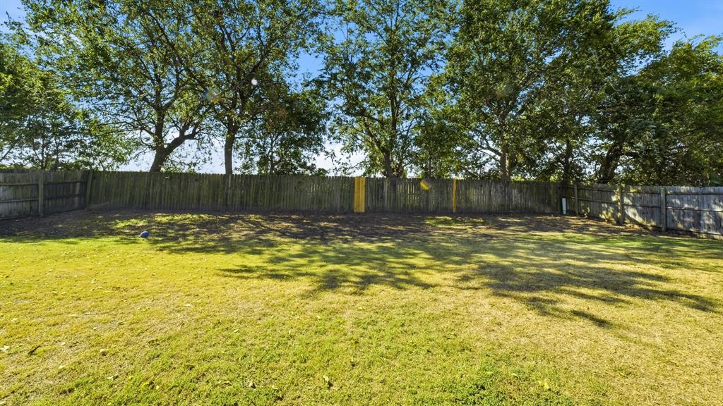 508 E Oak Street Property Photo 33