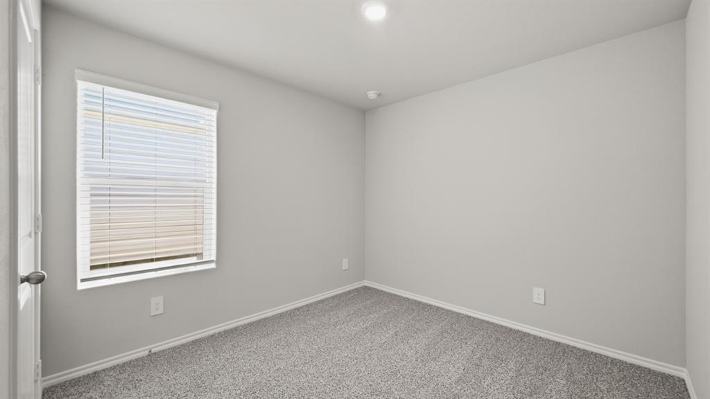 5504 Flannel Lane Property Photo 13