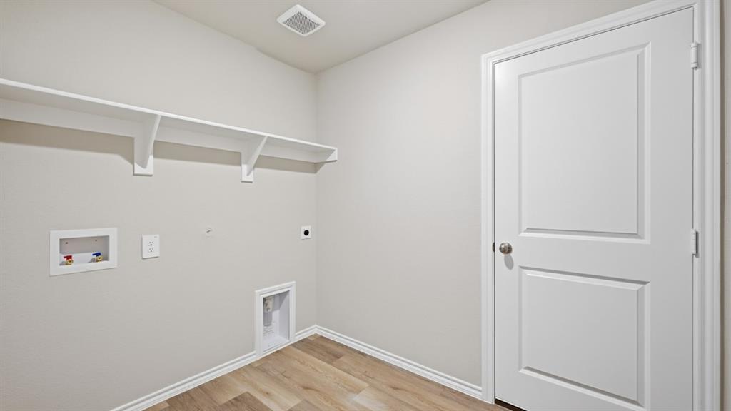 5504 Flannel Lane Property Photo 18