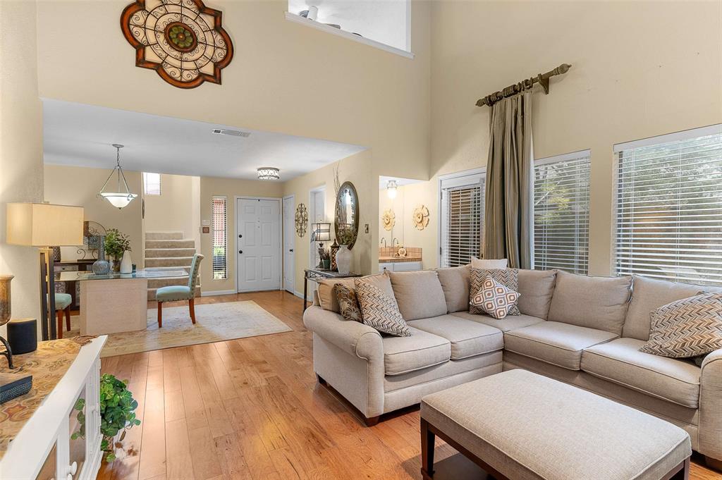 14683 Plage Lane Property Photo 8