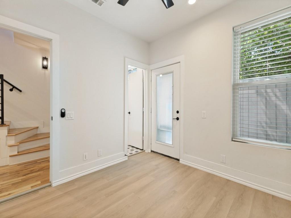 4119 Munger Avenue Property Photo 11