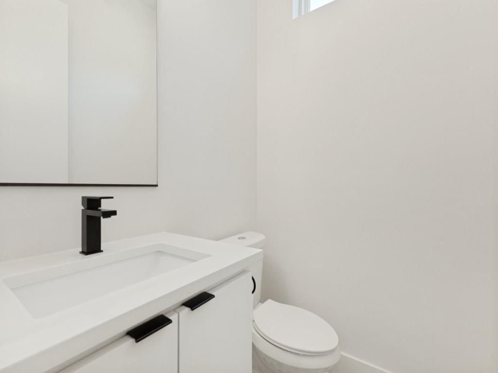 4119 Munger Avenue Property Photo 13