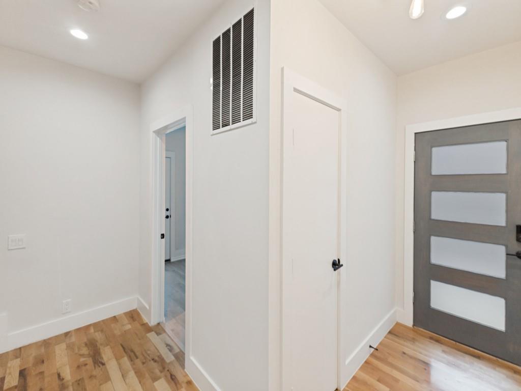 4119 Munger Avenue Property Photo 15