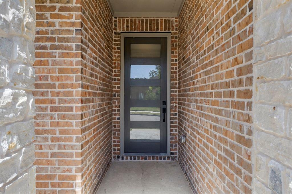 2409 Pacific Avenue Property Photo 14