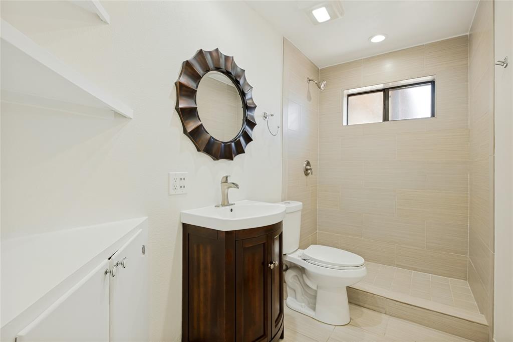 4228 Hyde Park Drive Property Photo 16