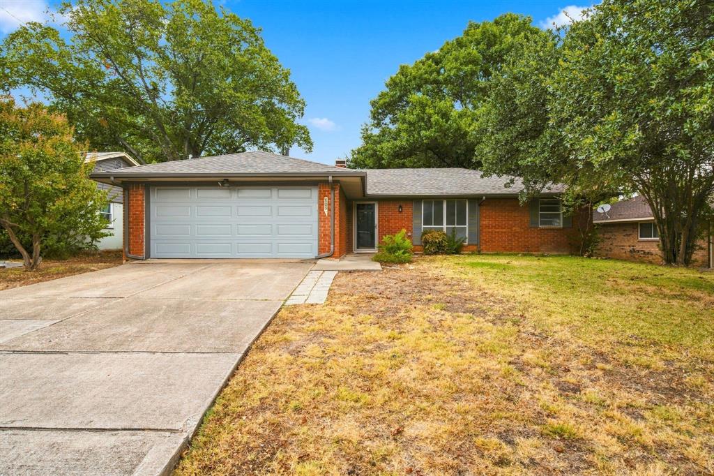 809 S Atkerson Lane Property Photo 1