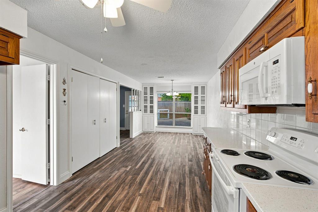 809 S Atkerson Lane Property Photo 8