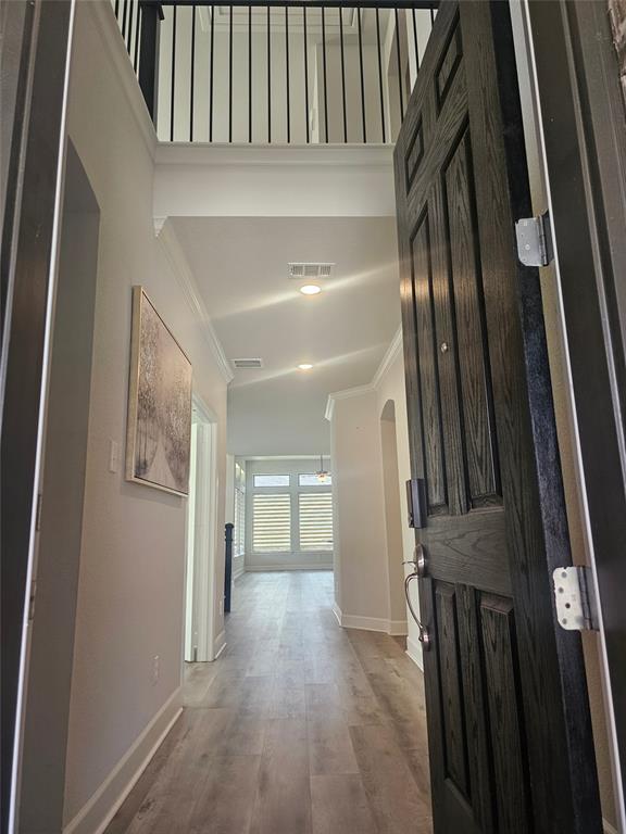2501 Collier Street Property Photo 6