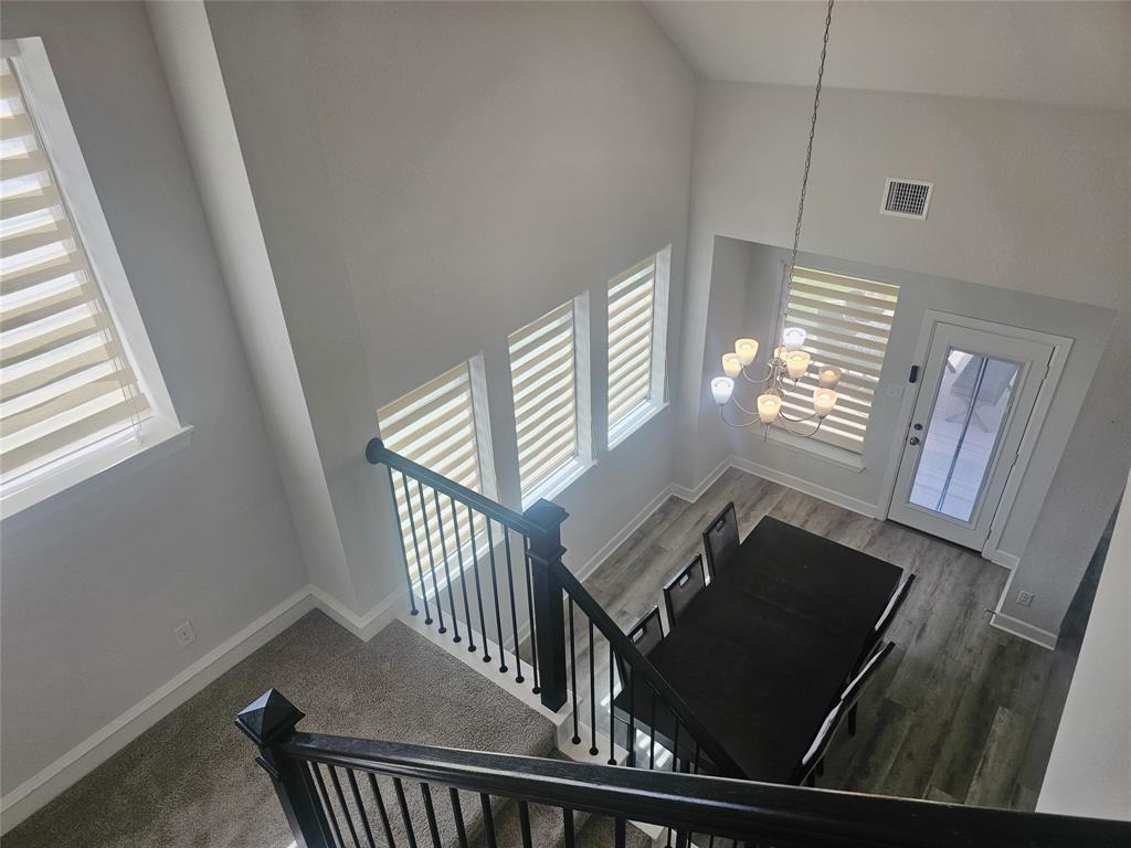 2501 Collier Street Property Photo 10
